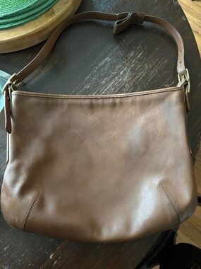 COACH Classic Brown Leather Shoulder Bag